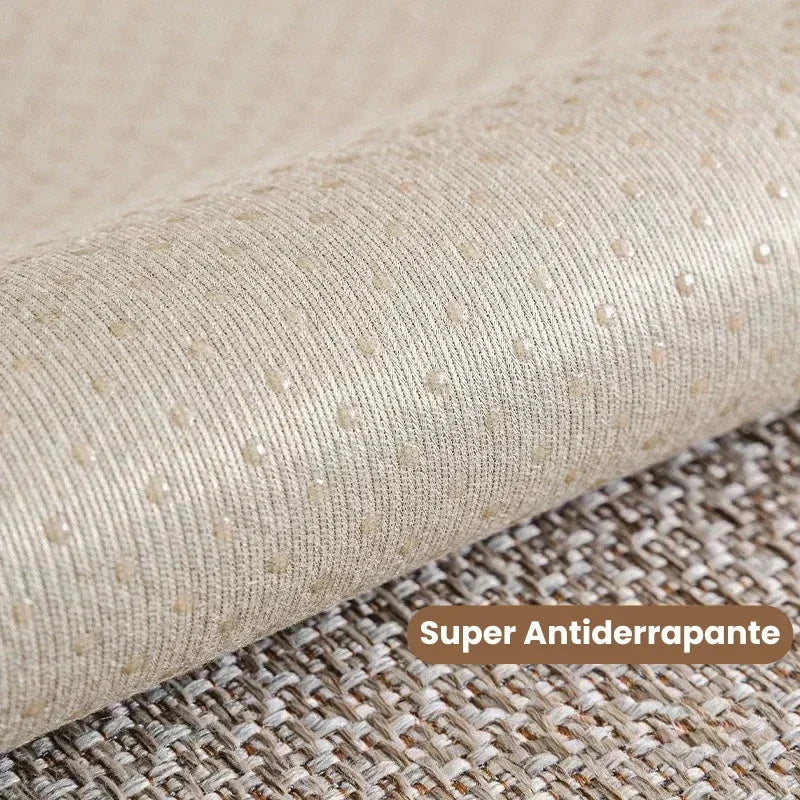 A Capa de Sofá Antiderrapante em Algodão e Linho Cinza é perfeita para quem deseja proteger o sofá sem abrir mão de um visual sofisticado e acolhedor. Da lojaorganizeja.com