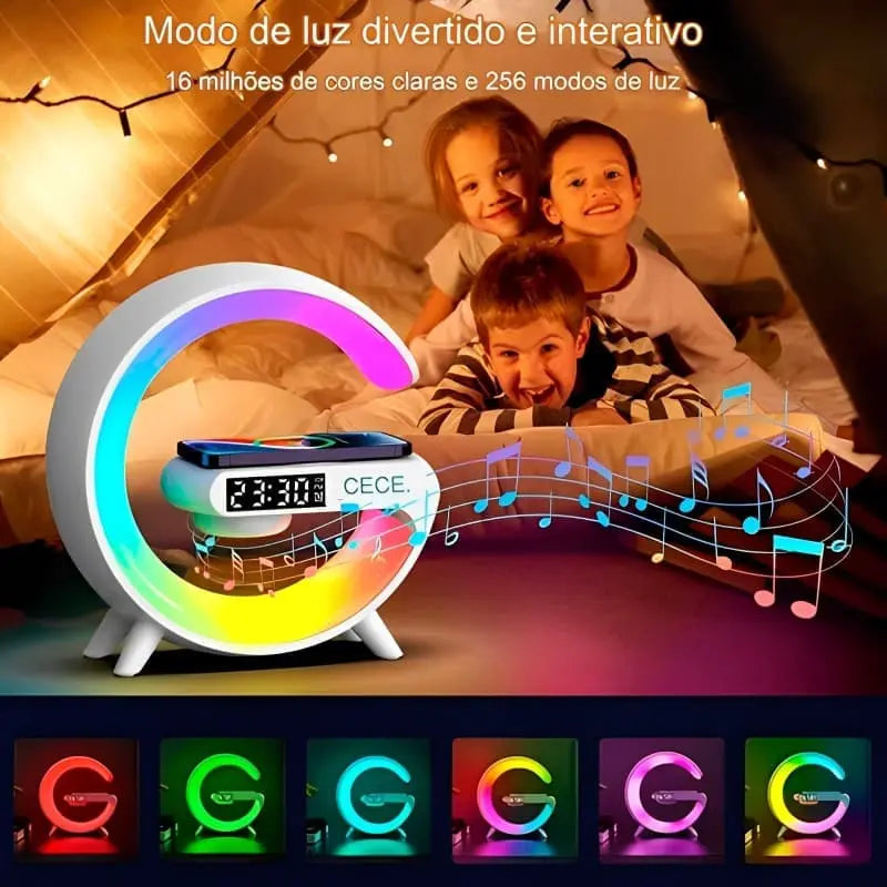 Transforme o seu espaço com a Luminária G LED com Carregador, uma inovação que une tecnologia, funcionalidade e estilo. Da lojaorganizeja.com