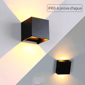 A  Arandela Externa de Parede em LED à Prova d'Água, uma fusão de design moderno e durabilidade.  Da lojaorganizeja.com