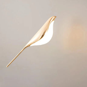 Transforme sua decoração com a elegância minimalista da Arandela de Parede Nórdica Bird, que une funcionalidade e arte em um design inspirado na leveza dos pássaros. Da lojaorganizeja.com