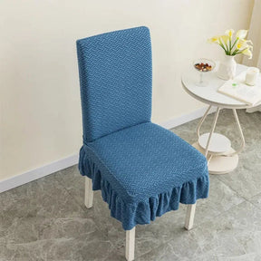 Renove o visual da sua sala de jantar com a Capa Protetora para Cadeira de Jantar Premium Longa, ideal para quem valoriza proteção, funcionalidade e um toque sofisticado na decoração. Da lojaorganizeja.com