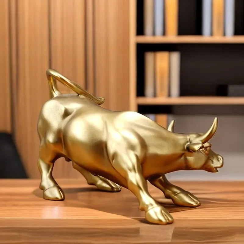 A Escultura Touro Dourado Wall Street é mais do que uma peça decorativa; é um símbolo icônico de força, poder e prosperidade. Da lojaorganizeja.com