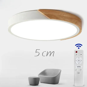 Modernidade e praticidade se unem na Luminária de Teto Plafon Smart LED com Controle Remoto, projetada para trazer conforto e elegância a qualquer ambiente. Da lojaorganizeja.com