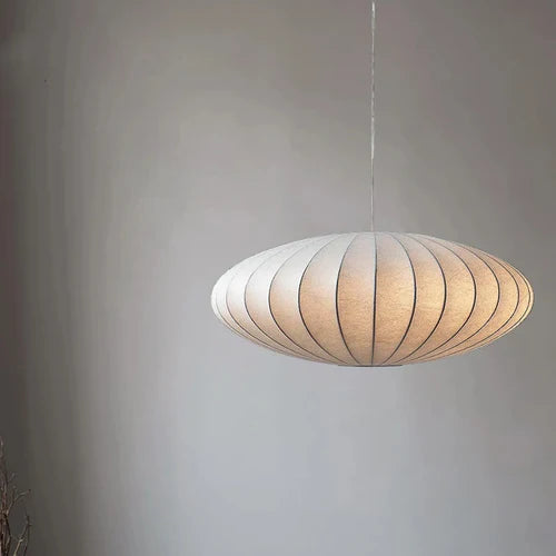 Transforme seus espaços com o Lustre LED Serenity Oval, a escolha ideal para quem busca sofisticação e iluminação perfeita. Da lojaorganizeja.com