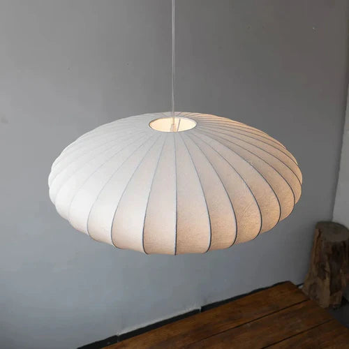 Transforme seus espaços com o Lustre LED Serenity Oval, a escolha ideal para quem busca sofisticação e iluminação perfeita. Da lojaorganizeja.com