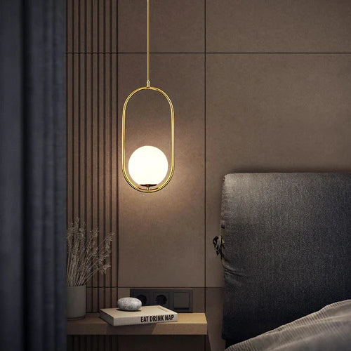 Transforme o ambiente com uma iluminação sofisticada e moderna. O Lustre Pendente Luminous Sphere LED combina um design minimalista com o toque contemporâneo das esferas em LED, iluminando de forma uniforme e elegante. Da lojaorganizeja.com