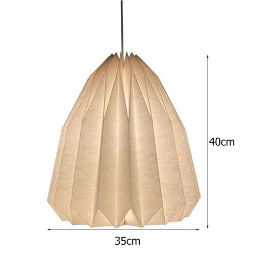 Eleve a decoração da sua casa com o Lustre Pendente Origami Illumination, uma peça sofisticada que une design contemporâneo e funcionalidade. Da lojaorganizeja.com