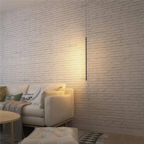  Desfrute da beleza na simplicidade com o Pendente Barra Minimalista. Seu design clean e moderno reflete uma estética minimalista que adiciona um toque de elegância a qualquer espaço. Da loja lojaorganizeja.com