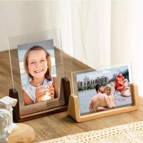 Guarde suas memórias de forma sofisticada com o Porta-Retrato Personalizado Duo. Da lojaorganizeja.com