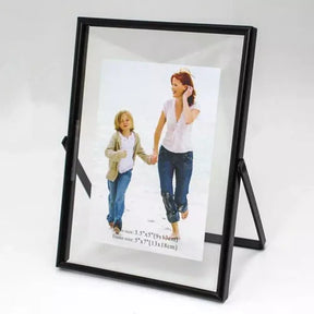 Realce suas melhores lembranças com o Porta-Retrato Personalizado Elegance. Da lojaorganizeja.com