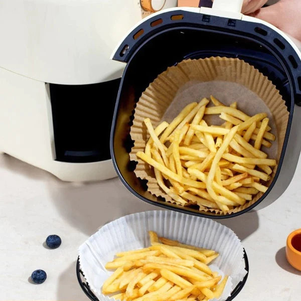 Proteja sua Air Fryer de respingos de gordura e sujeira com o Protetor Descartável Anti Gordura da Organize Já. Desfrute de refeições deliciosas sem a bagunça! Da lojaorganizeja.com